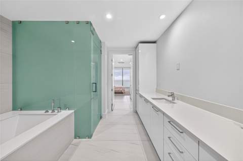 153 N Seabreeze #1901-s, Fort Lauderdale FL - photo 22 of 57