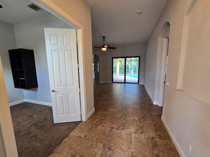 4 bedroom Single Family Residence at 2095 NW Diamond Creek Way, The Falls Of Jensen Beach, Jensen Beach — photo 3