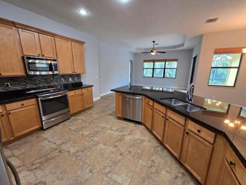 2095 NW Diamond Creek Way, Jensen Beach FL - photo 6 of 27