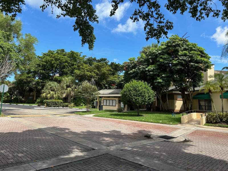 2 bedroom Condominium at 9999 Summerbreeze Drive #105, Summerbreeze Condominium, Sunrise — photo 4