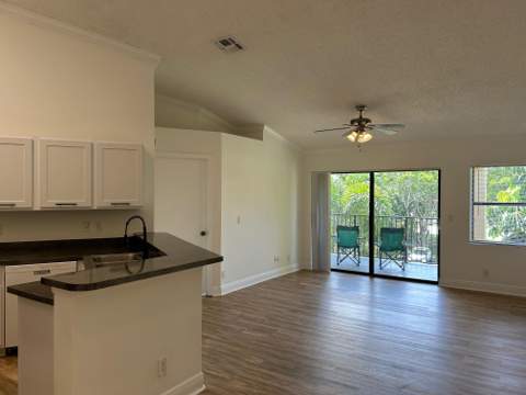 9999 Summerbreeze Drive #105, Sunrise FL - photo 9 of 37
