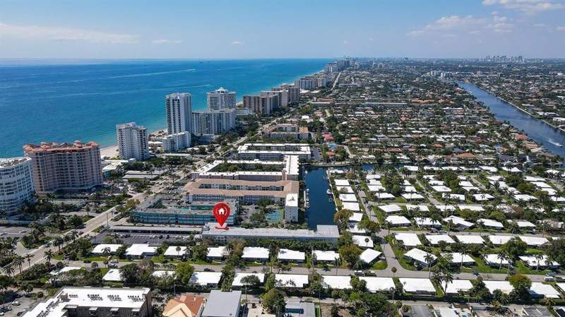 2 bedroom Stock Cooperative at 1439 S Ocean Boulevard #105, Whittier Tower, Lauderdale-By-The-Sea — photo 4