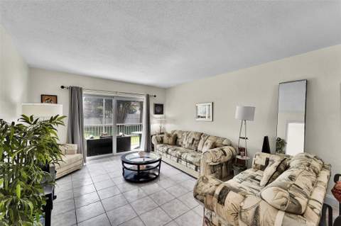 1439 S Ocean Boulevard #105, Lauderdale-By-The-Sea FL - photo 11 of 43