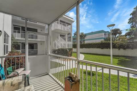 1439 S Ocean Boulevard #105, Lauderdale-By-The-Sea FL - photo 16 of 43