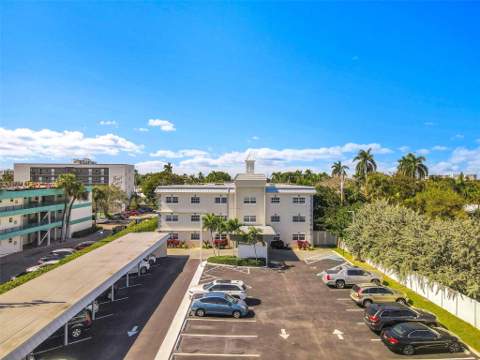 1439 S Ocean Boulevard #105, Lauderdale-By-The-Sea FL - photo 24 of 43