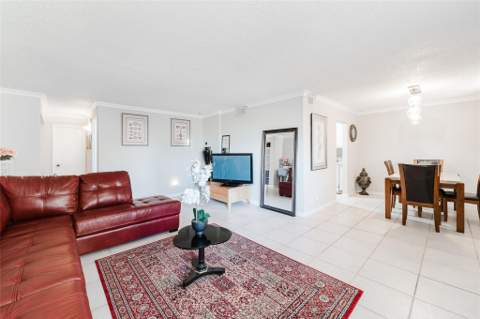 1811 Jefferson Street #304, Hollywood FL - photo 16 of 31