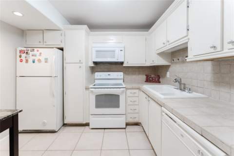 1811 Jefferson Street #304, Hollywood FL - photo 21 of 31