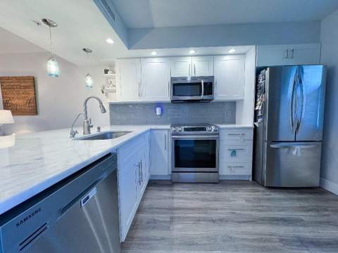 901 Seafarer Circle #101, Jupiter FL - photo 6 of 28