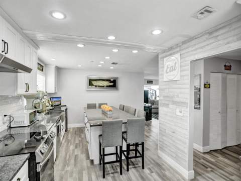 138 Lake Barbara Drive #138, West Palm Beach FL - photo 10 of 39