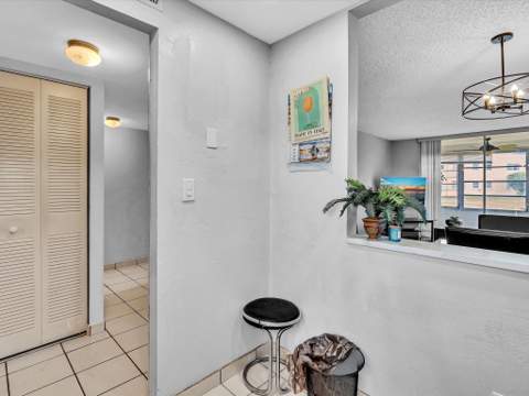 9041 Sunrise Lakes Boulevard #113, Sunrise FL - photo 13 of 50