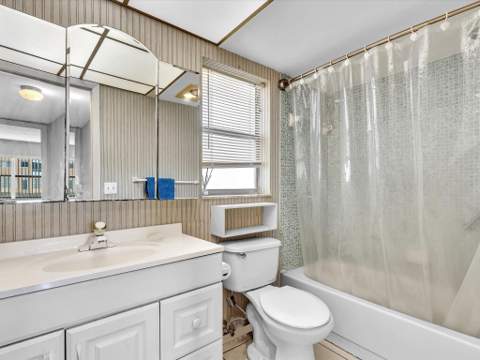 9041 Sunrise Lakes Boulevard #113, Sunrise FL - photo 22 of 50