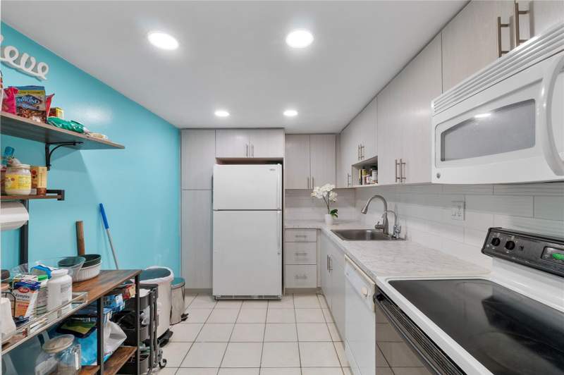 2 bedroom Condominium at 7750 W Mcnab Road #203, Concord Village Condomini, Tamarac — photo 3