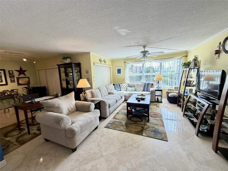 3 bedroom Condominium at 2304 S Cypress Bend Drive #615, Cypress Bend, Pompano Beach — photo 5