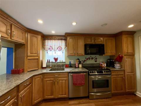 2304 S Cypress Bend Drive #615, Pompano Beach FL - photo 8 of 30