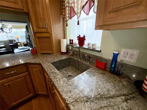 2304 S Cypress Bend Drive #615, Pompano Beach FL - photo 7 of 30