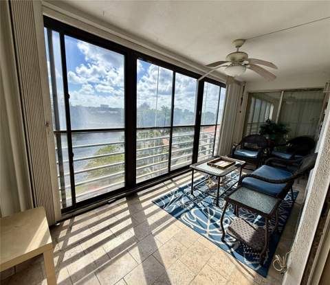 2304 S Cypress Bend Drive #615, Pompano Beach FL - photo 18 of 30