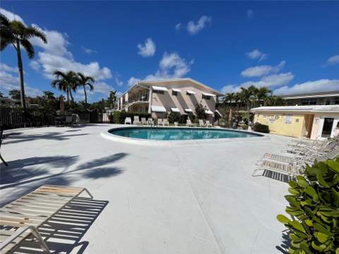 2141 NE 56th Street #209, Fort Lauderdale FL - photo 7 of 43