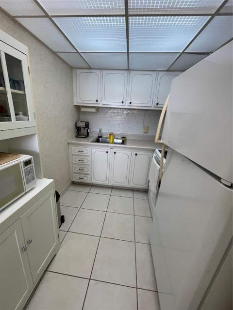 2141 NE 56th Street #209, Fort Lauderdale FL - photo 19 of 43