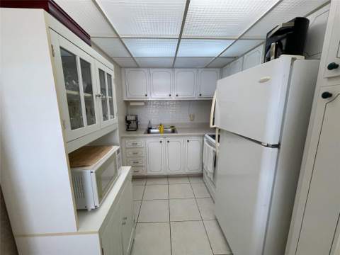 2141 NE 56th Street #209, Fort Lauderdale FL - photo 21 of 43