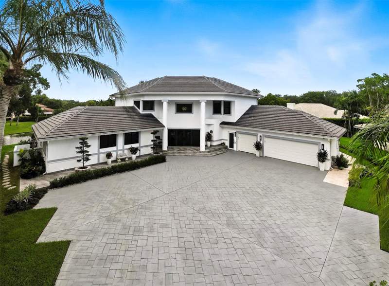 5 bedroom Single Family Residence at 10038 Vestal Place, Maple Wood, Coral Springs — photo 5