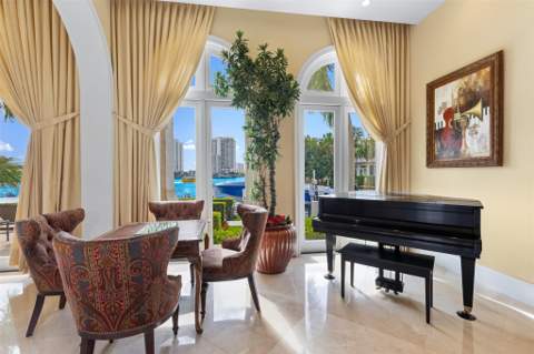 2716 Aqua Vista Boulevard, Fort Lauderdale FL - photo 21 of 99