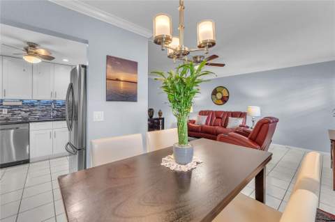 290 Farnham M, Deerfield Beach FL - photo 12 of 44