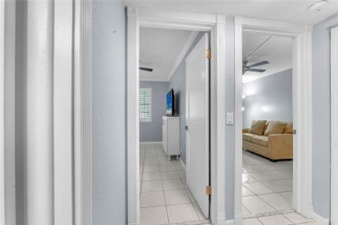 290 Farnham M, Deerfield Beach FL - photo 19 of 44