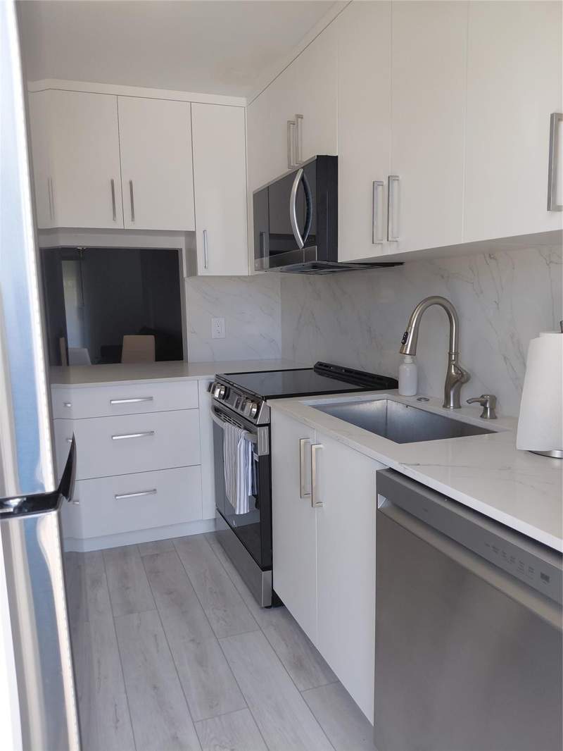 2 bedroom Condominium at 1951 NE 39th Street #127, Lighthouse Pt Gardens No, Lighthouse Point — photo 5