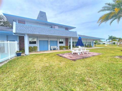 2223 Park Lane #105, Hollywood FL - photo 12 of 17