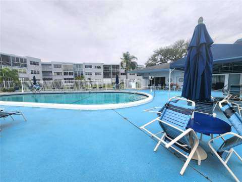 2223 Park Lane #105, Hollywood FL - photo 13 of 17