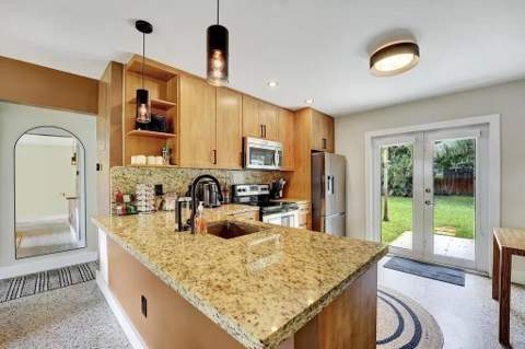 820 NE 17th Street, Fort Lauderdale FL - photo 17 of 33