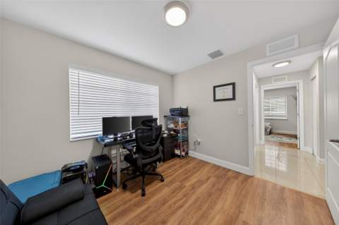 348 NW 40th Court, Oakland Park FL - photo 24 of 31