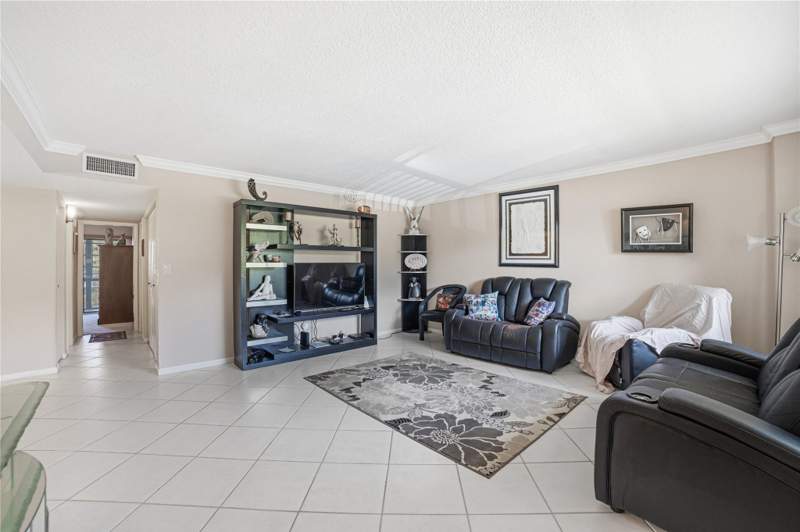 2 bedroom Condominium at 7544 Ashmont Circle #202, Ashmont, Tamarac — photo 3