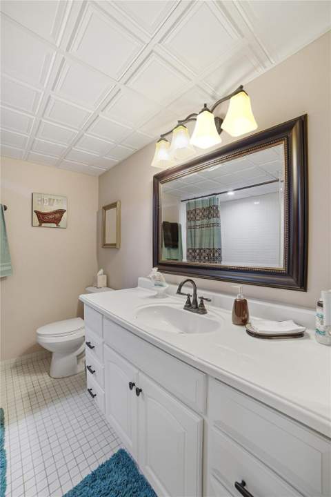 7544 Ashmont Circle #202, Tamarac FL - photo 11 of 48