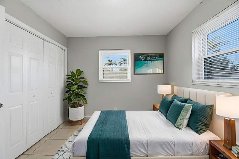3 bedroom Single Family Residence at 5649 SW 36th Court, Sunland Park Sec 2 25-37, West Park — photo 5