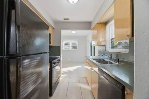 5649 SW 36th Court, West Park FL - photo 15 of 31