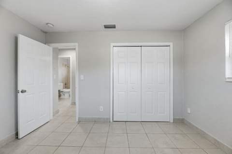 5649 SW 36th Court, West Park FL - photo 17 of 31