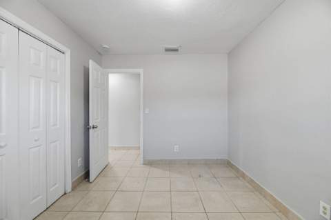 5649 SW 36th Court, West Park FL - photo 21 of 31