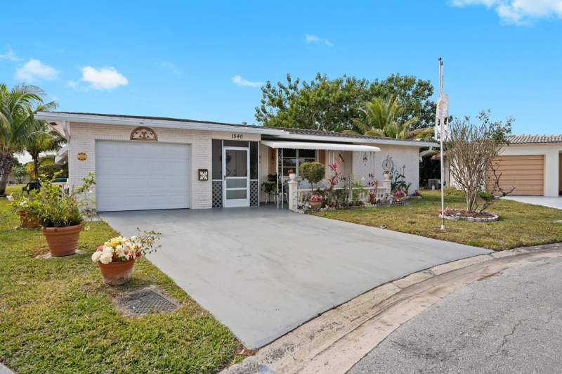 2 bedroom Single Family Residence at 1540 NW 70th Terrace, Paradise Gardens Sec 3 72, Margate — photo 2