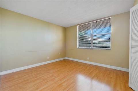 7210 Lake Circle Drive #306, Margate FL - photo 7 of 19