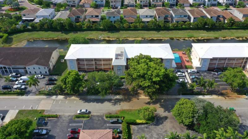 2 bedroom Condominium at 8821 NW 38th Drive #205a, Jefferson, Coral Springs — photo 4