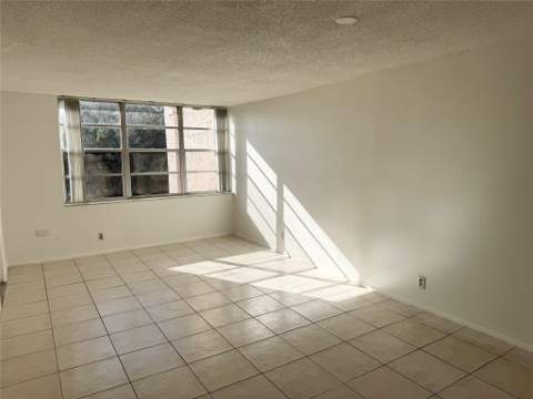 9400 Live Oak Place #406, Davie FL - photo 7 of 23