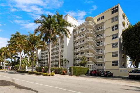 500 SE 21st Avenue #805, Deerfield Beach FL - photo 6 of 52