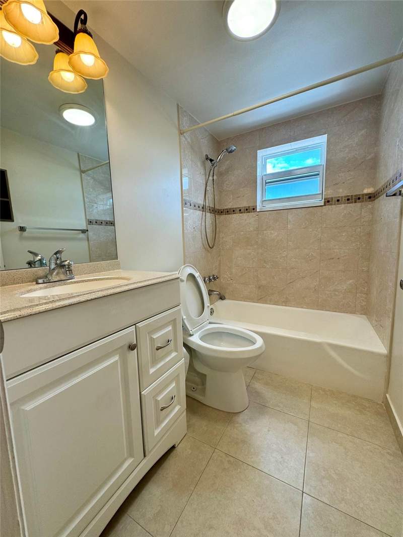 2 bedroom Condominium at 1747 Rodman Street #210, Rodman Of Hollywood Condo Apts, Hollywood — photo 5
