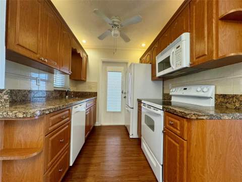 1747 Rodman Street #210, Hollywood FL - photo 8 of 8