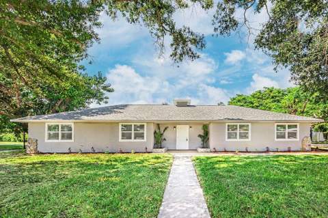 300 Riomar Drive, Port St. Lucie FL - photo 9 of 49