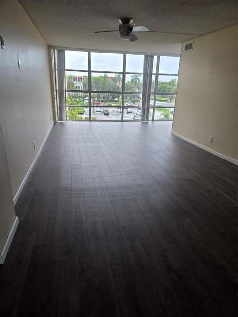 801 Three Islands Boulevard #409, Hallandale Beach FL - photo 10 of 24