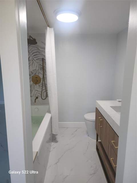 700 SE 6th Avenue #111, Deerfield Beach FL - photo 22 of 38