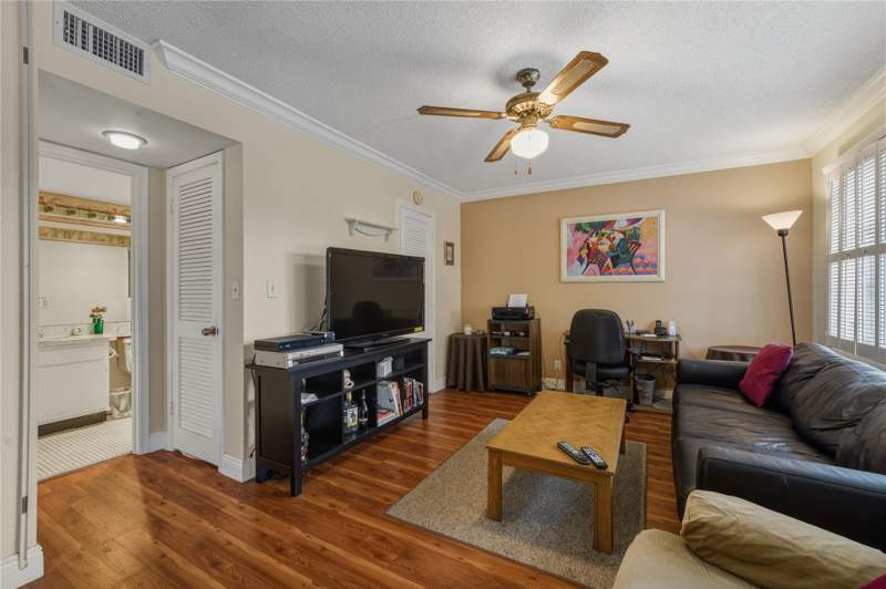 2 bedroom Condominium at 691 S Hollybrook Drive #304, Hollybrook Golf & Tennis, Pembroke Pines — photo 3