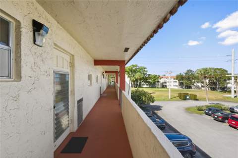 691 S Hollybrook Drive #304, Pembroke Pines FL - photo 23 of 60